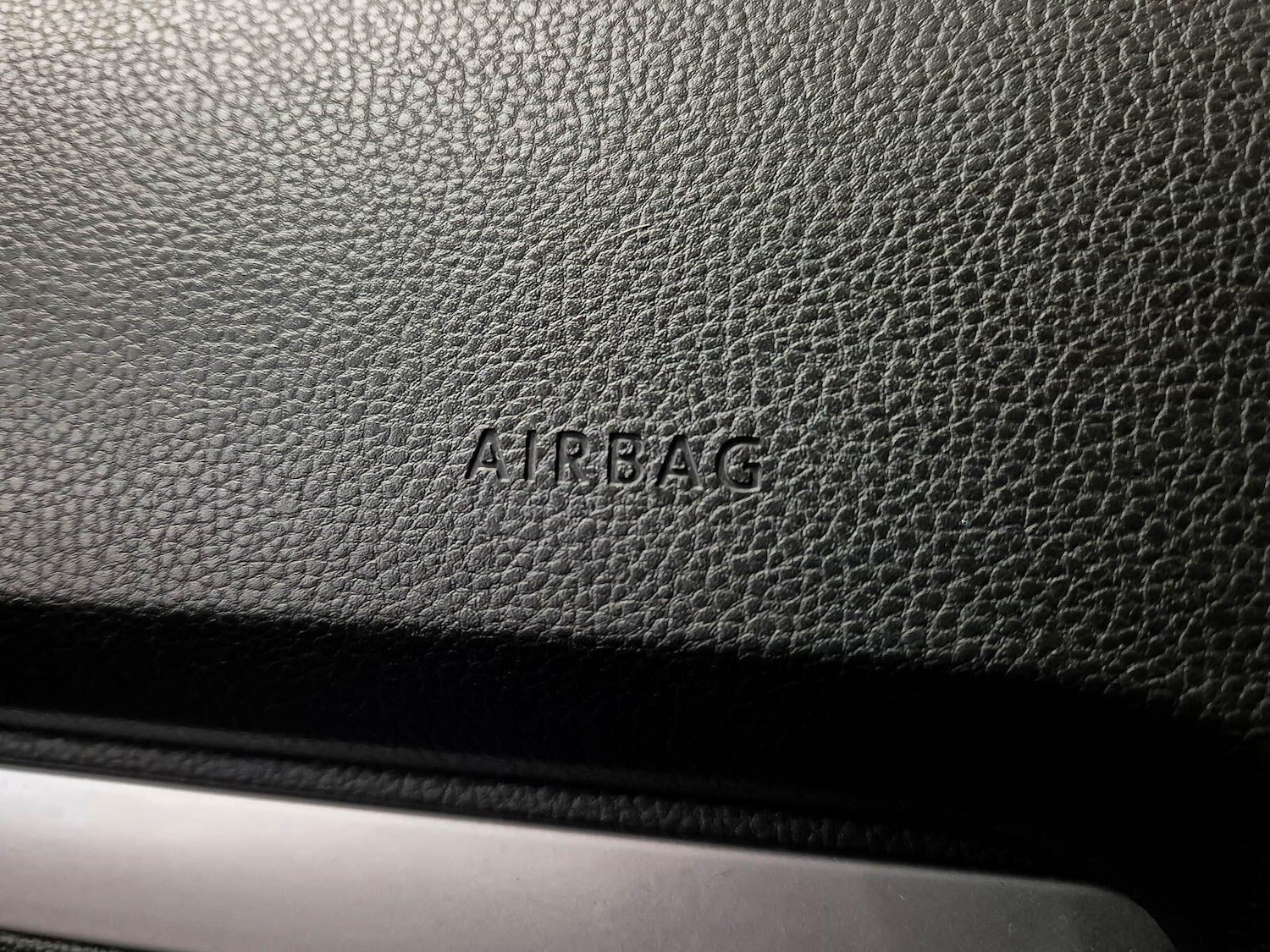 Used Volkswagen Scirocco 2010 for sale - 77015329: Photo 51