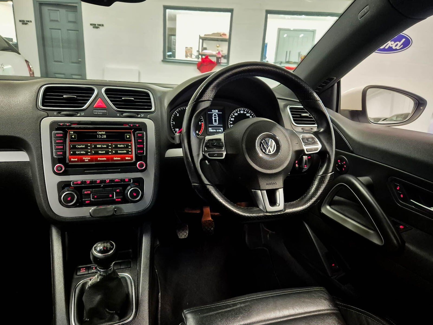 Used Volkswagen Scirocco 2010 for sale - 77015329: Photo 52