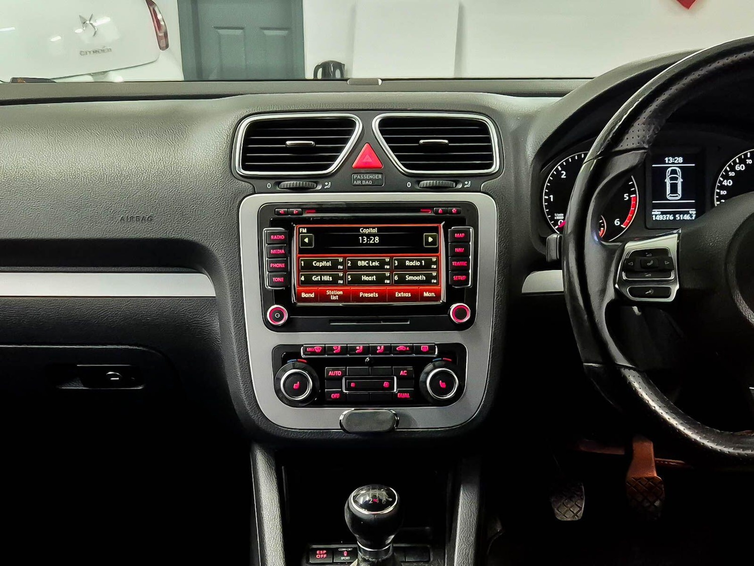 Used Volkswagen Scirocco 2010 for sale - 77015329: Photo 54