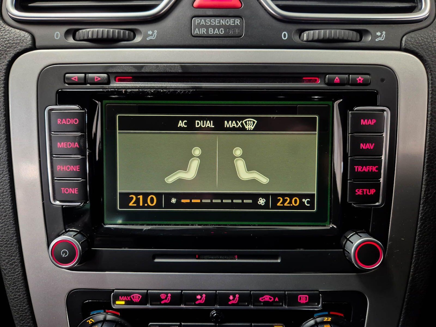 Used Volkswagen Scirocco 2010 for sale - 77015329: Photo 59