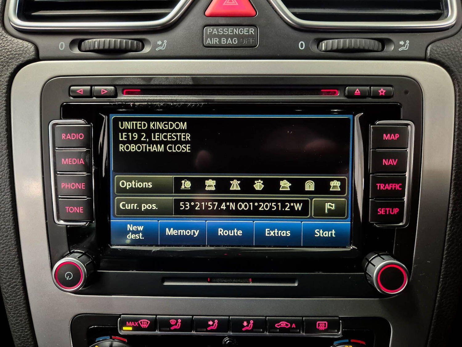 Used Volkswagen Scirocco 2010 for sale - 77015329: Photo 60