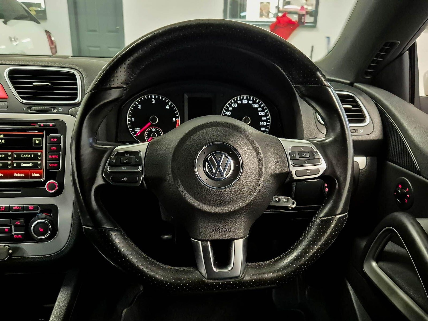 Used Volkswagen Scirocco 2010 for sale - 77015329: Photo 66