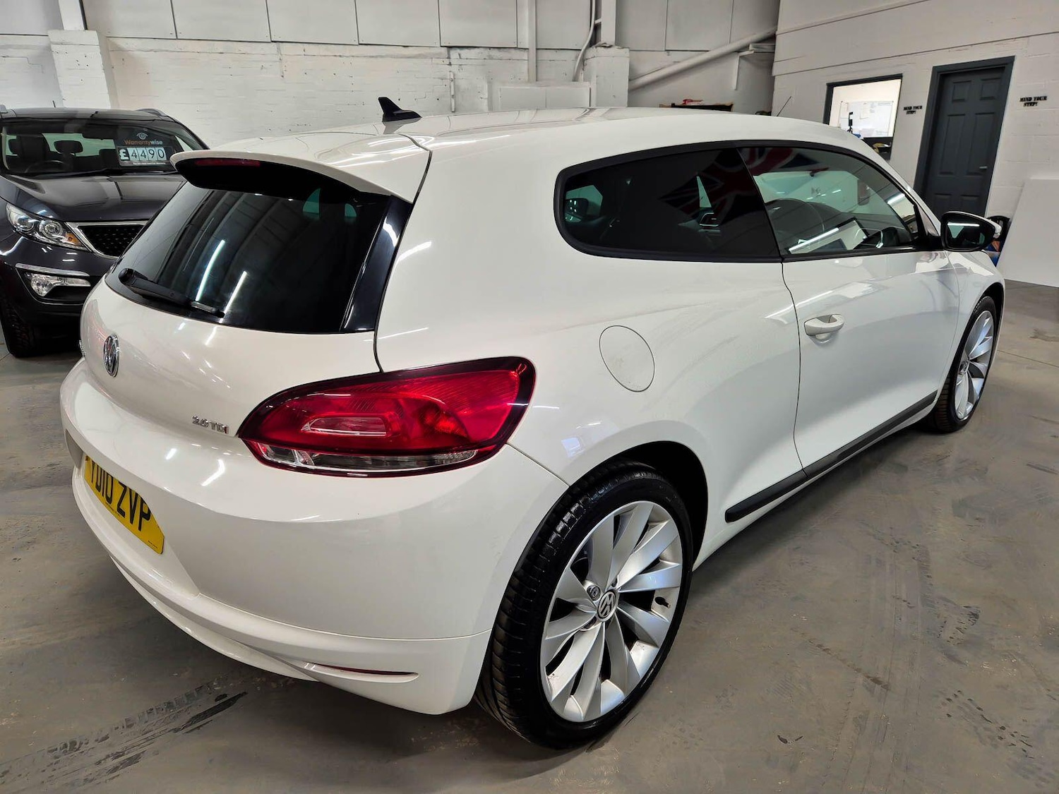 Used Volkswagen Scirocco 2010 for sale - 77015329: Photo 9