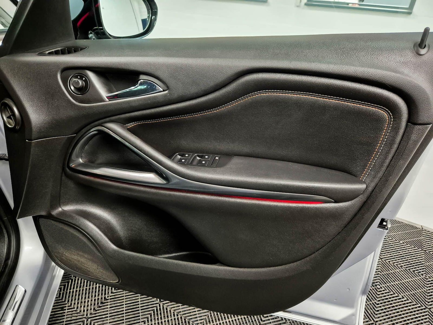 Used Vauxhall Zafira Tourer for sale - 77586898: Photo 35