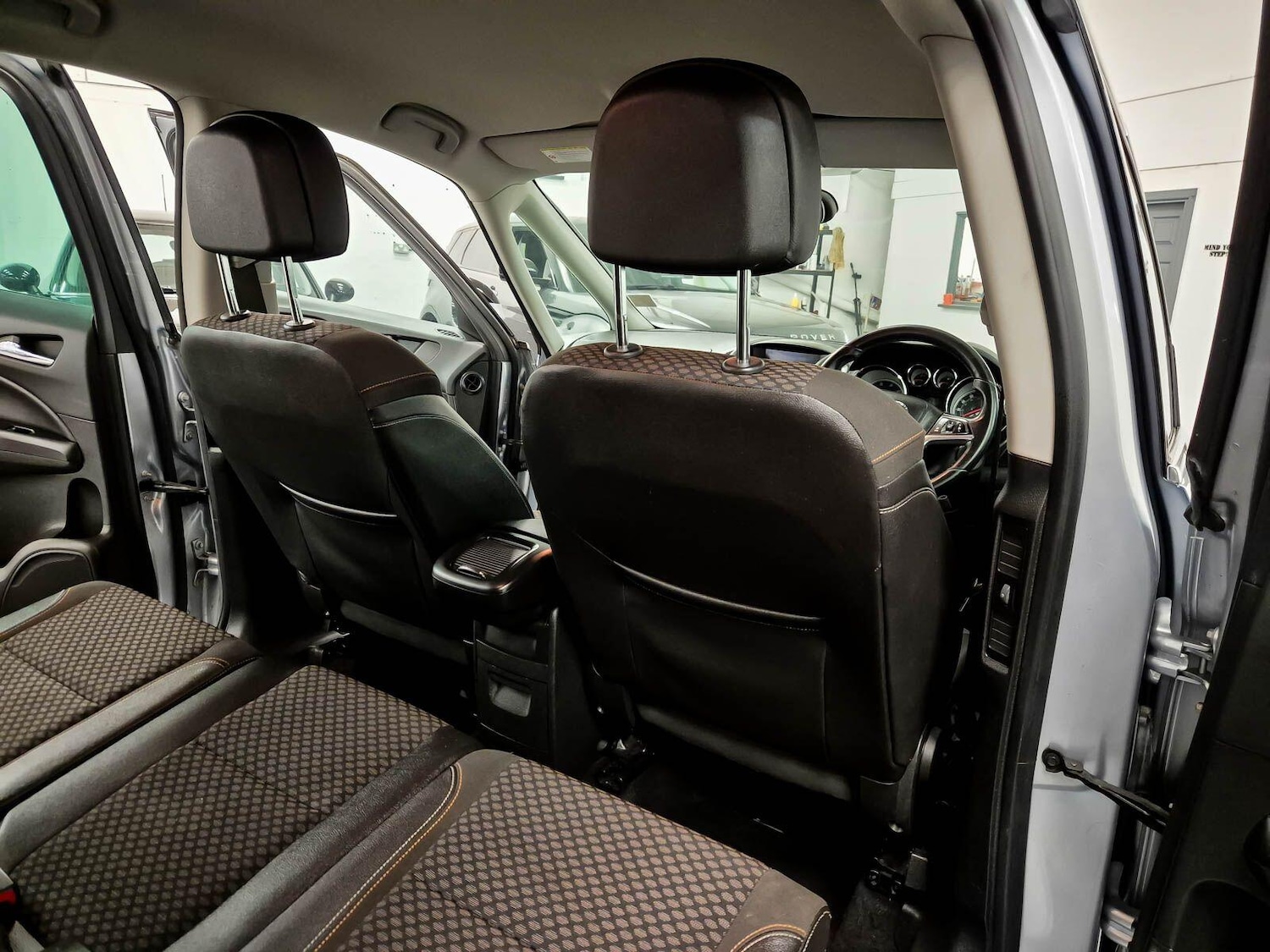 Used Vauxhall Zafira Tourer for sale - 77586898: Photo 39