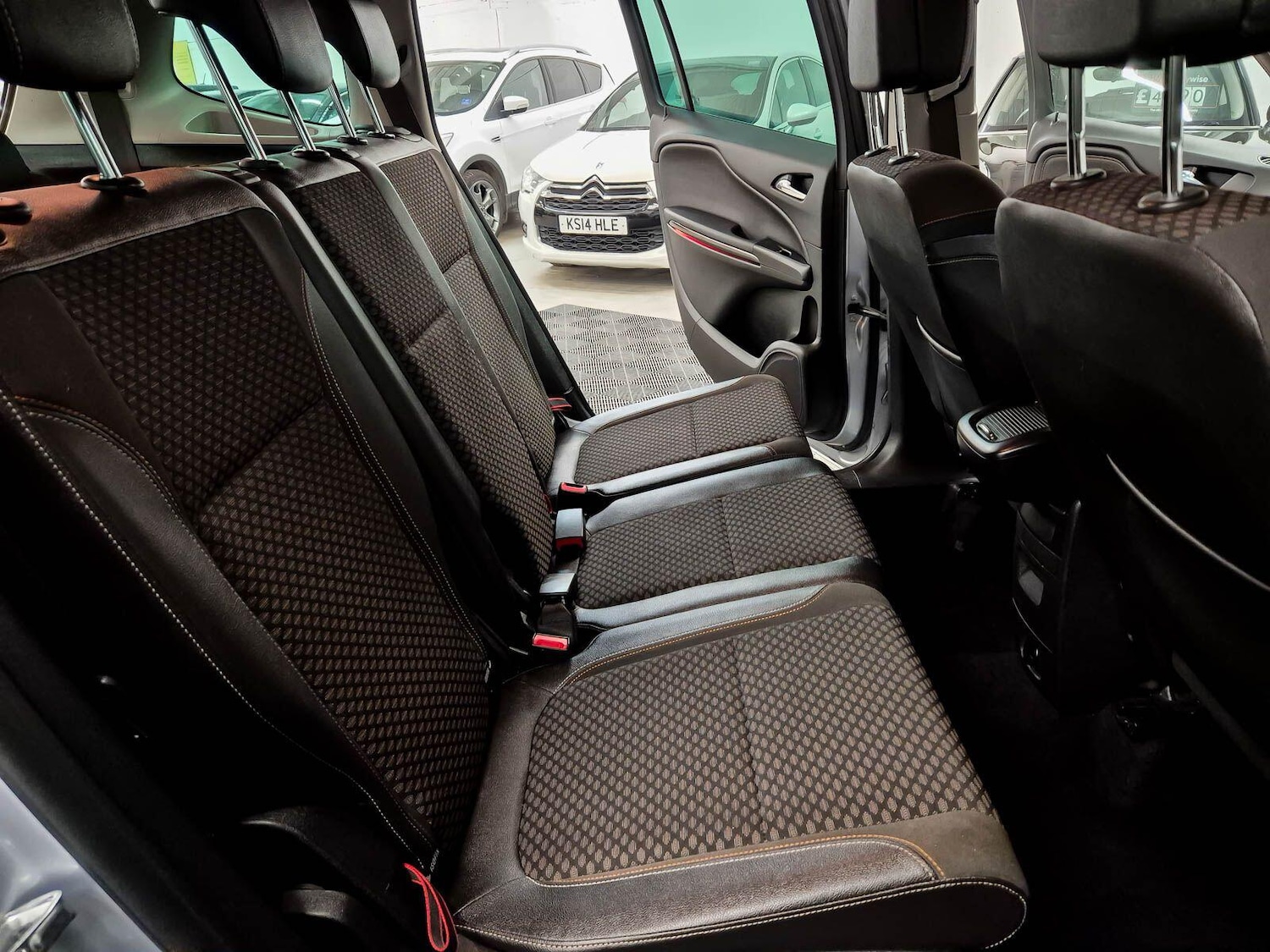 Used Vauxhall Zafira Tourer for sale - 77586898: Photo 40