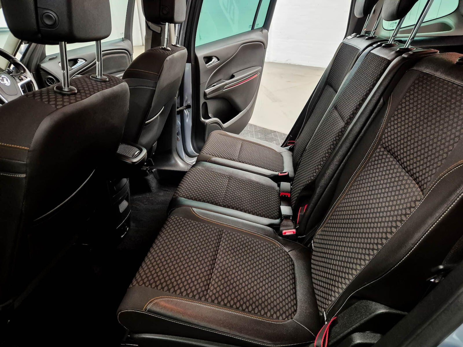 Used Vauxhall Zafira Tourer for sale - 77586898: Photo 51