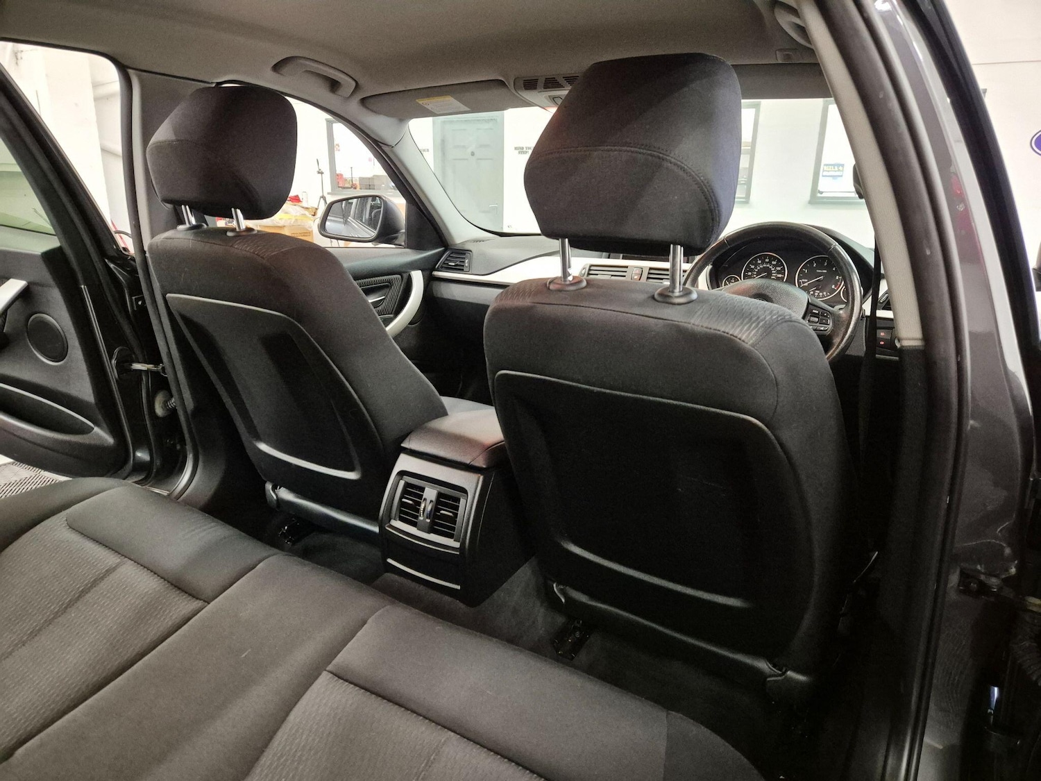 Used BMW 3 Series 2012 for sale - 76899635: Photo 36