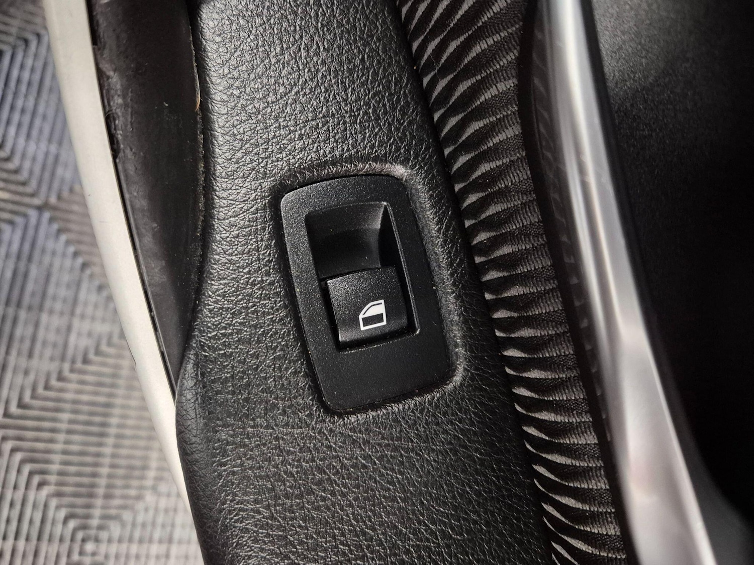 Used BMW 3 Series 2012 for sale - 76899635: Photo 42