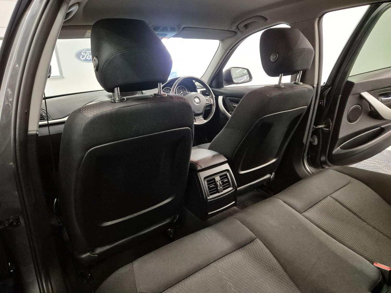 Used BMW 3 Series 2012 for sale - 76899635: Photo 47