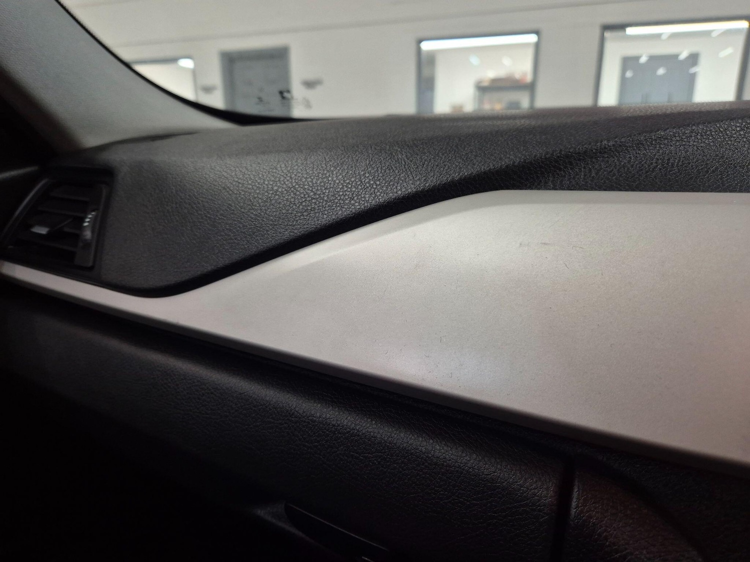 Used BMW 3 Series 2012 for sale - 76899635: Photo 53