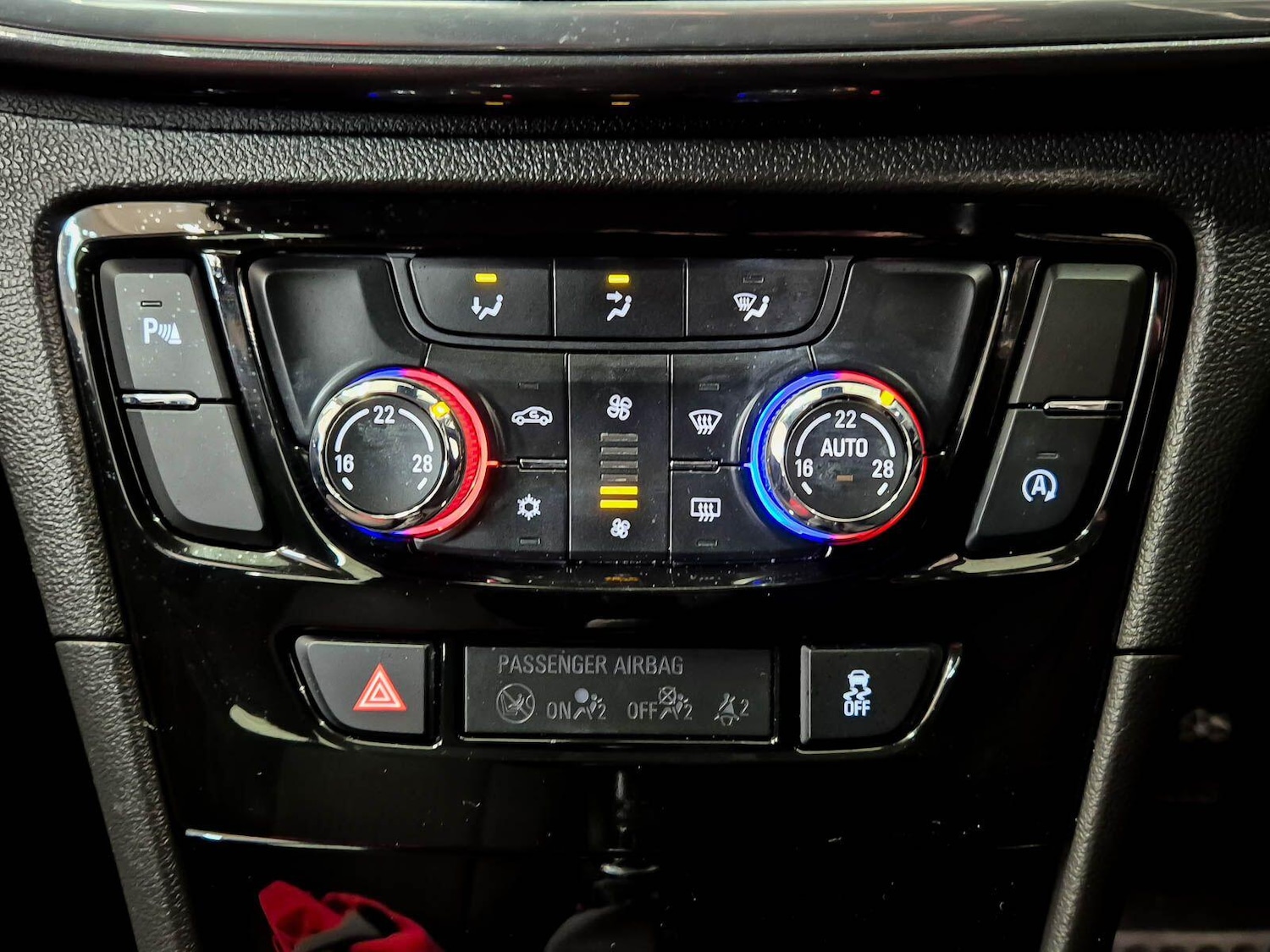 Used Vauxhall Mokka X 2017 for sale - 77410953: Photo 65