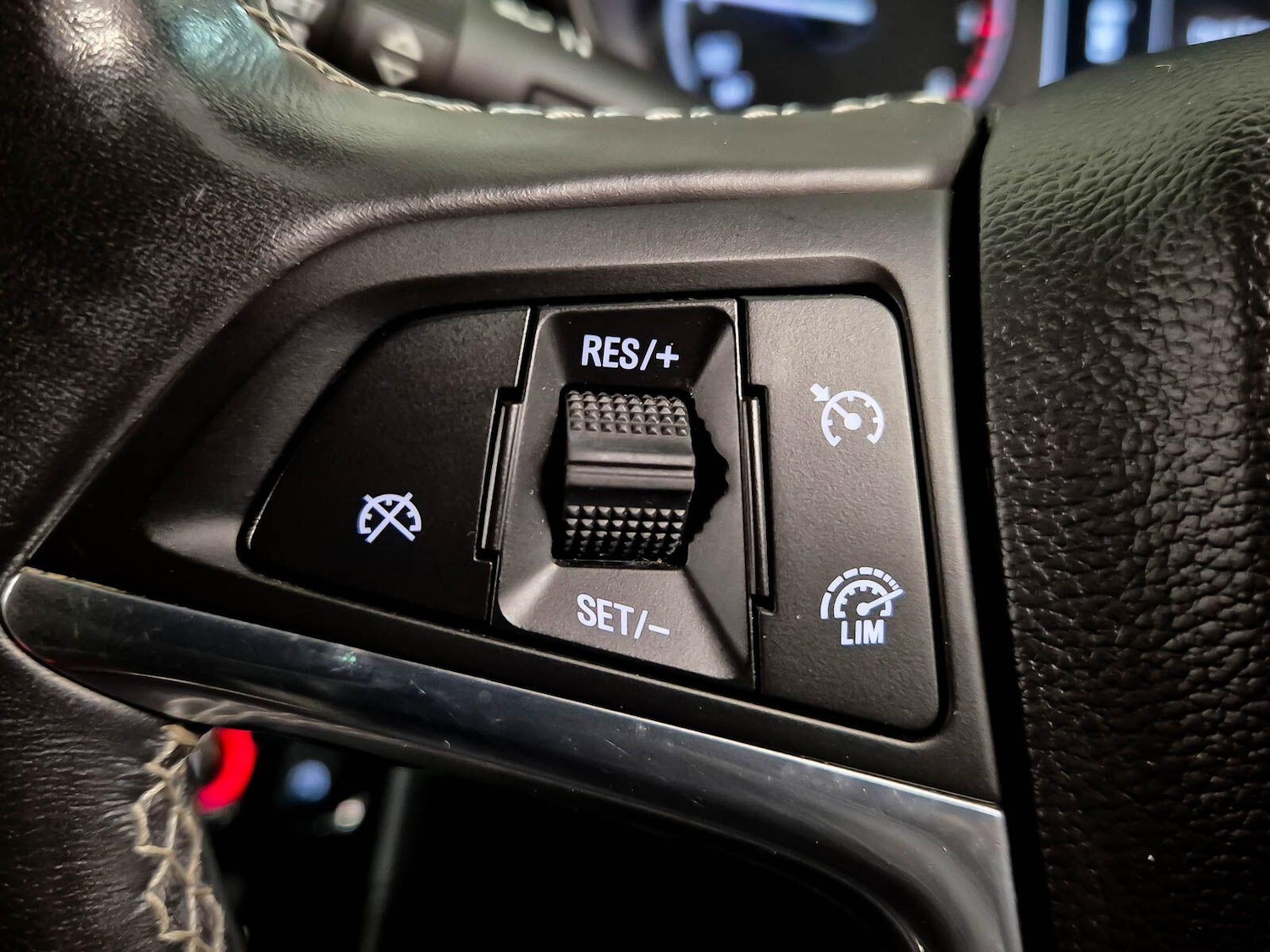 Used Vauxhall Mokka X 2017 for sale - 77410953: Photo 69