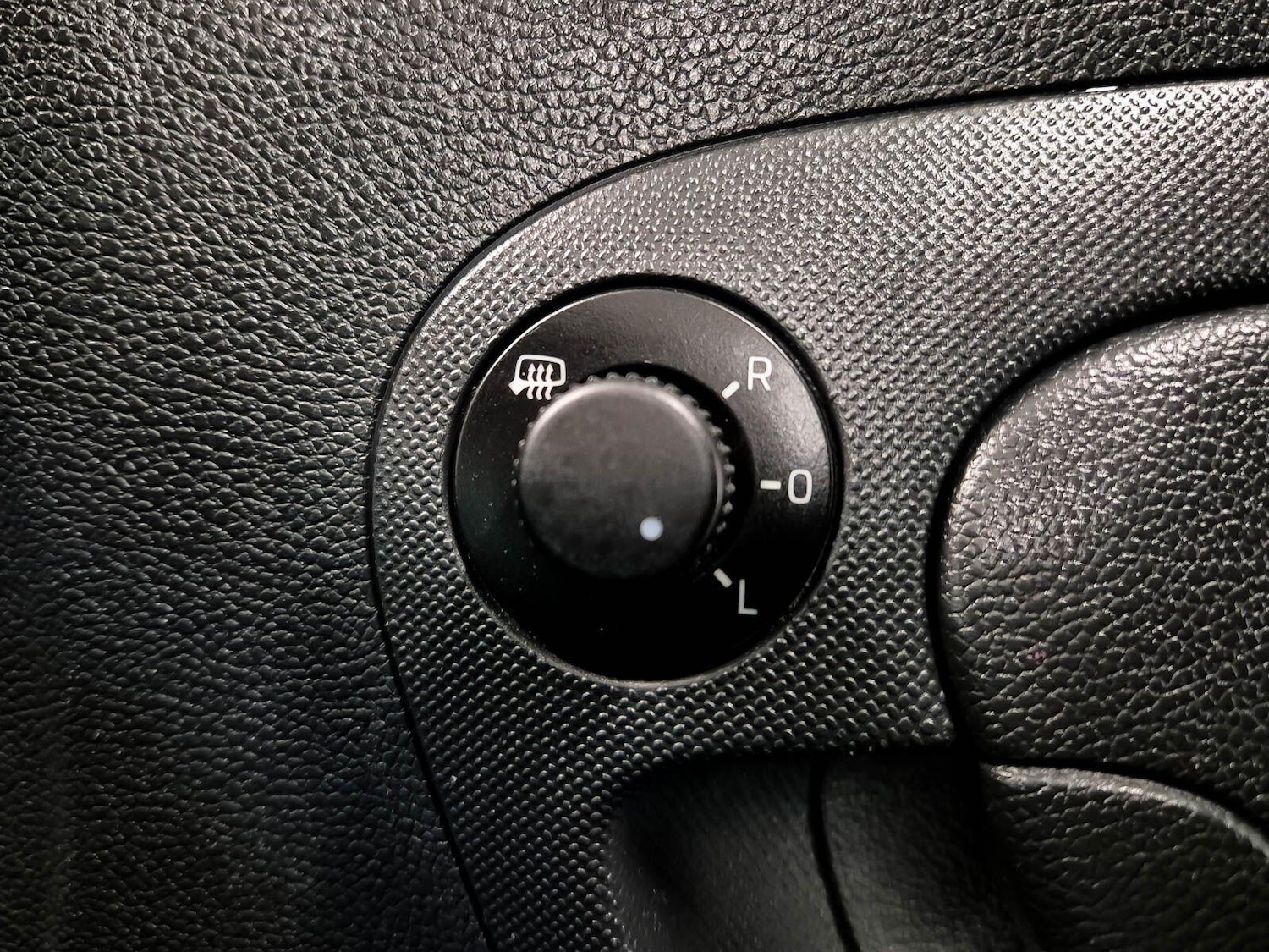 Used Skoda Fabia 2013 for sale - 77395798: Photo 37