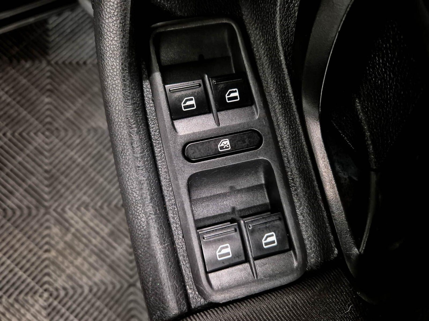 Used Skoda Fabia 2013 for sale - 77395798: Photo 38