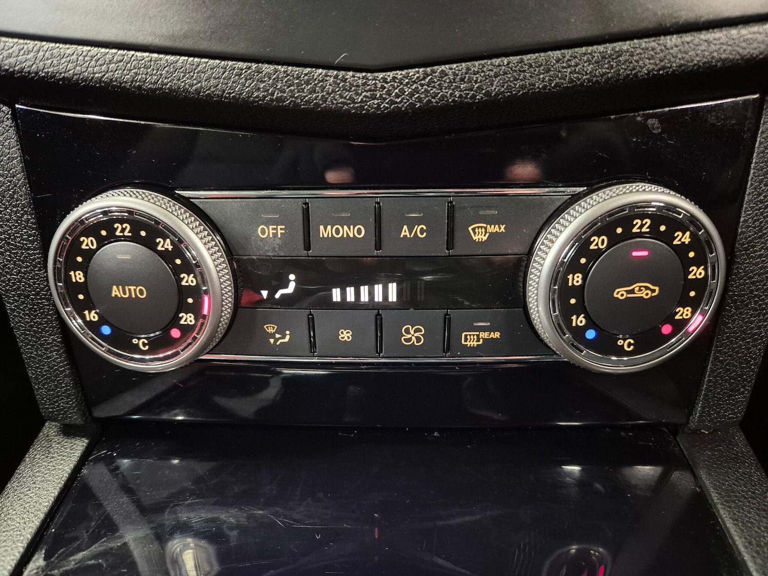 Used Mercedes-Benz C Class 2008 for sale - 77067107: Photo 35