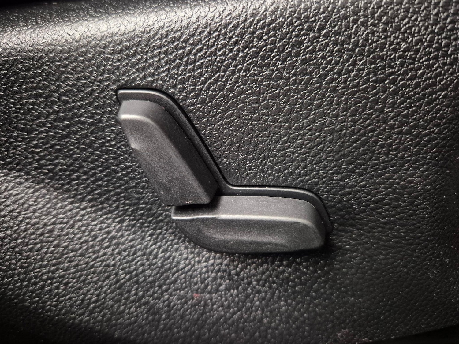 Used Mercedes-Benz C Class 2008 for sale - 77067107: Photo 42