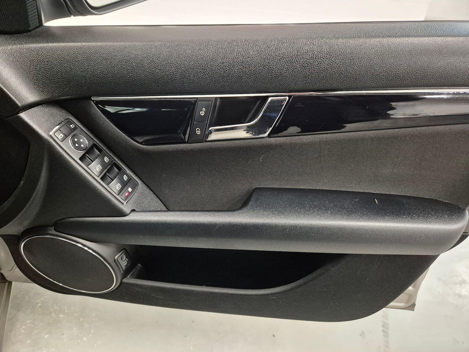 Used Mercedes-Benz C Class 2008 for sale - 77067107: Photo 45