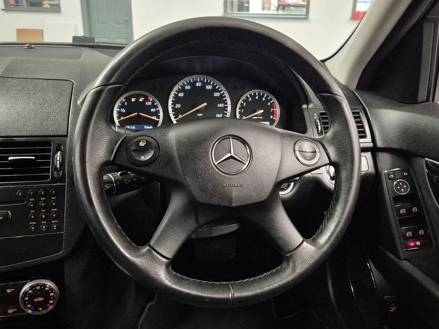Used Mercedes-Benz C Class 2008 for sale - 77067107: Photo 59