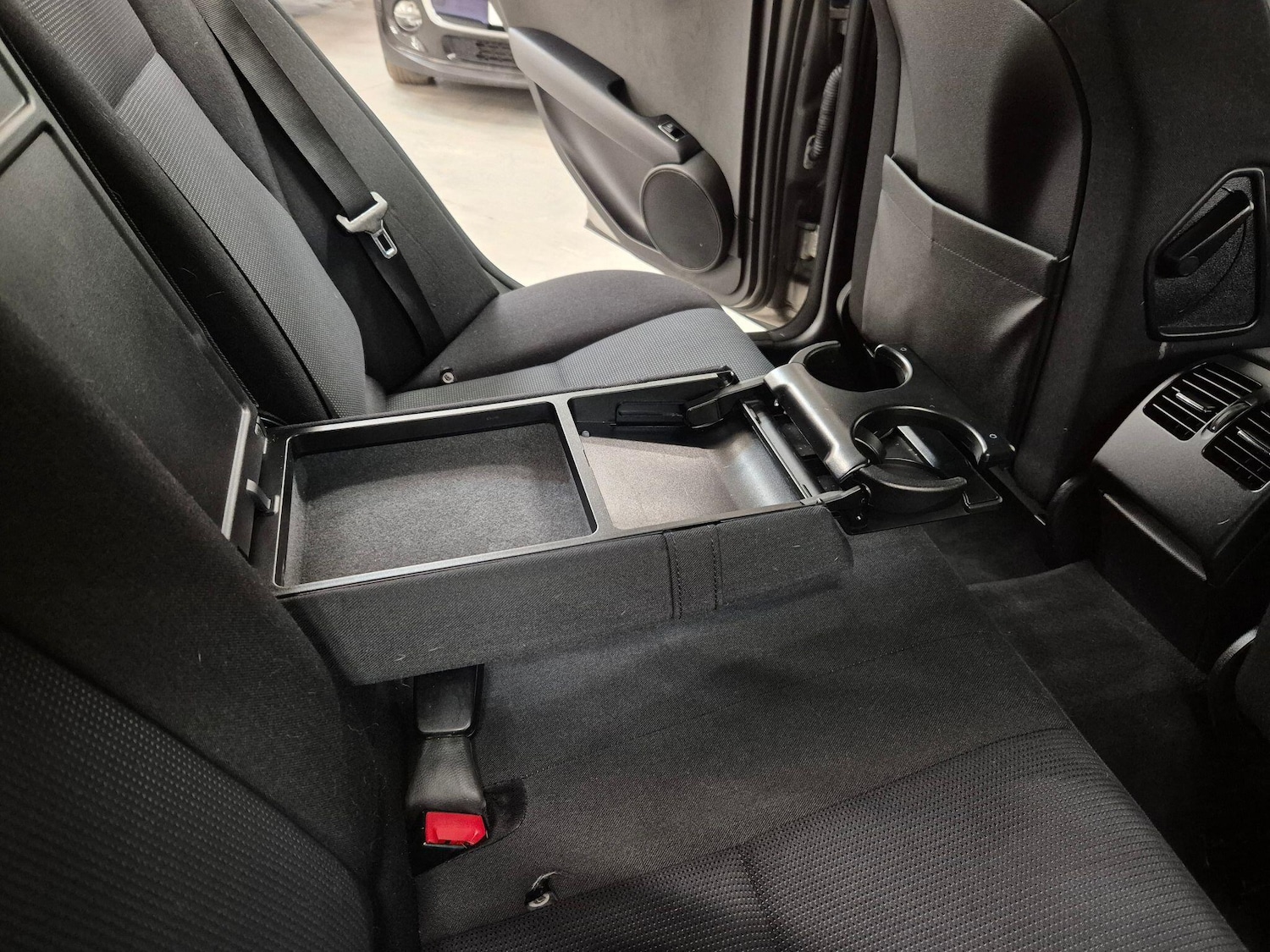 Used Mercedes-Benz C Class 2008 for sale - 77067107: Photo 73