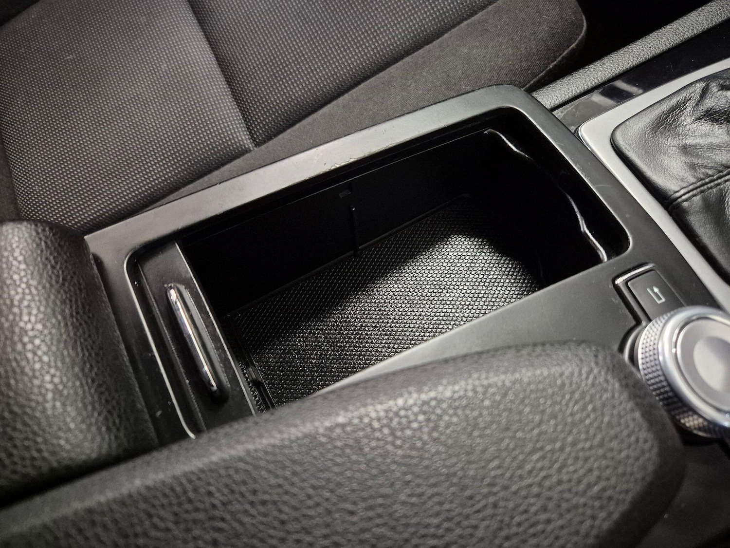 Used Mercedes-Benz C Class 2008 for sale - 77067107: Photo 78