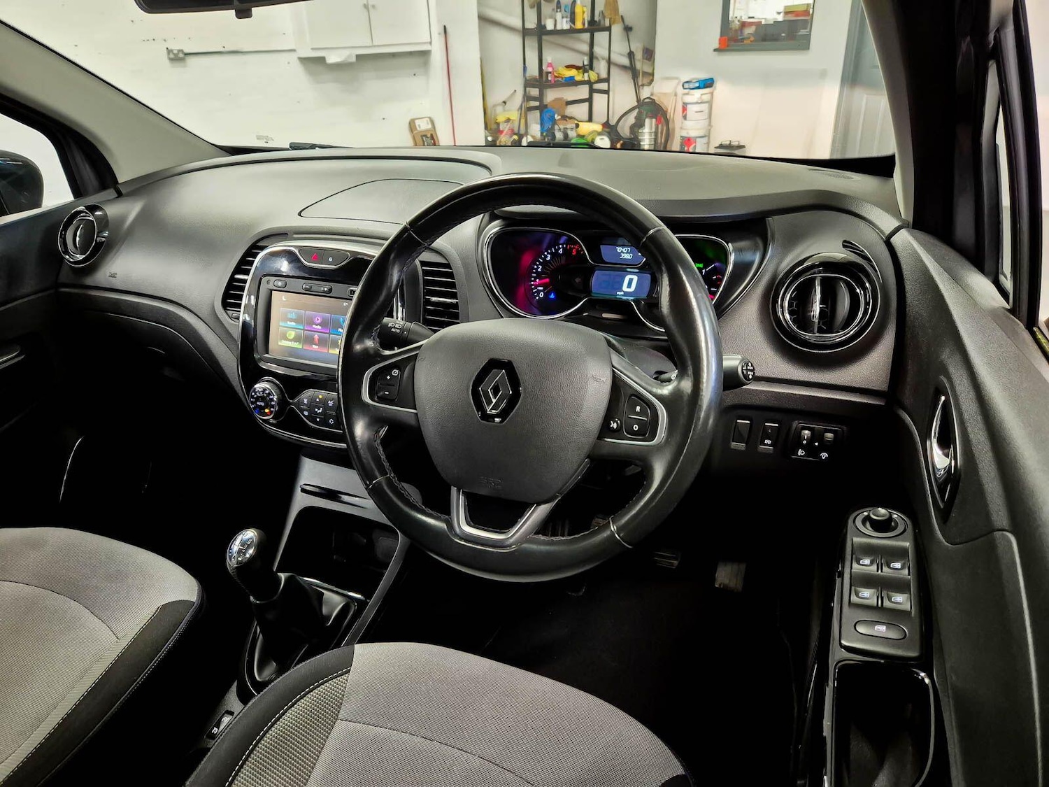 Used Renault Captur 2017 for sale - 77626062: Photo 34