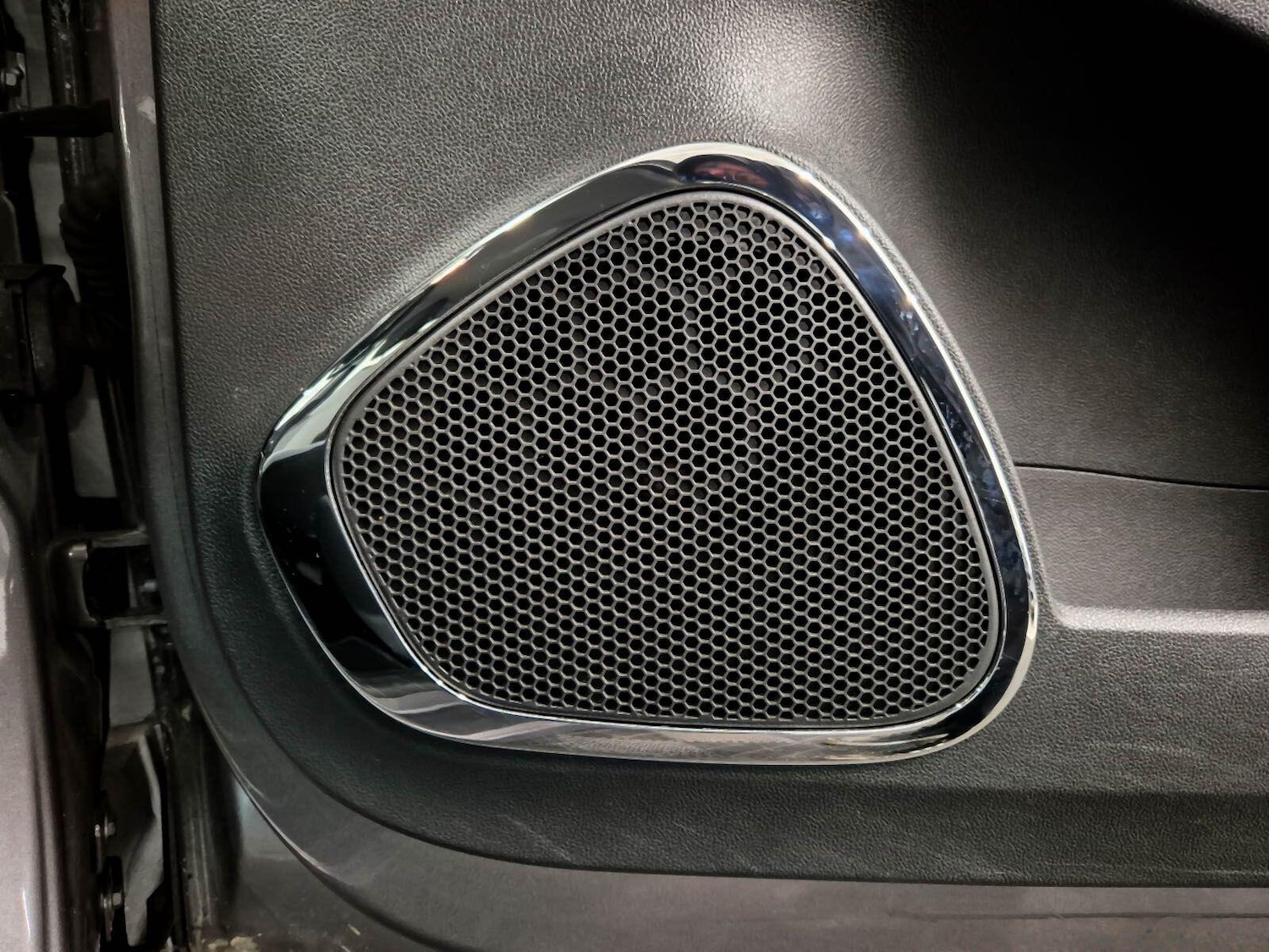 Used Renault Captur 2017 for sale - 77626062: Photo 46