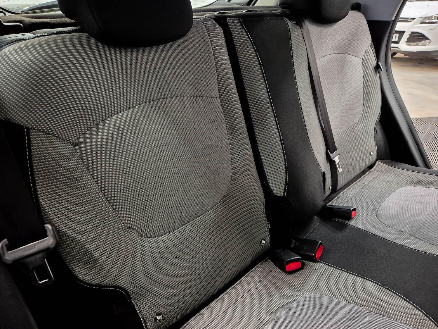 Used Renault Captur 2017 for sale - 77626062: Photo 50