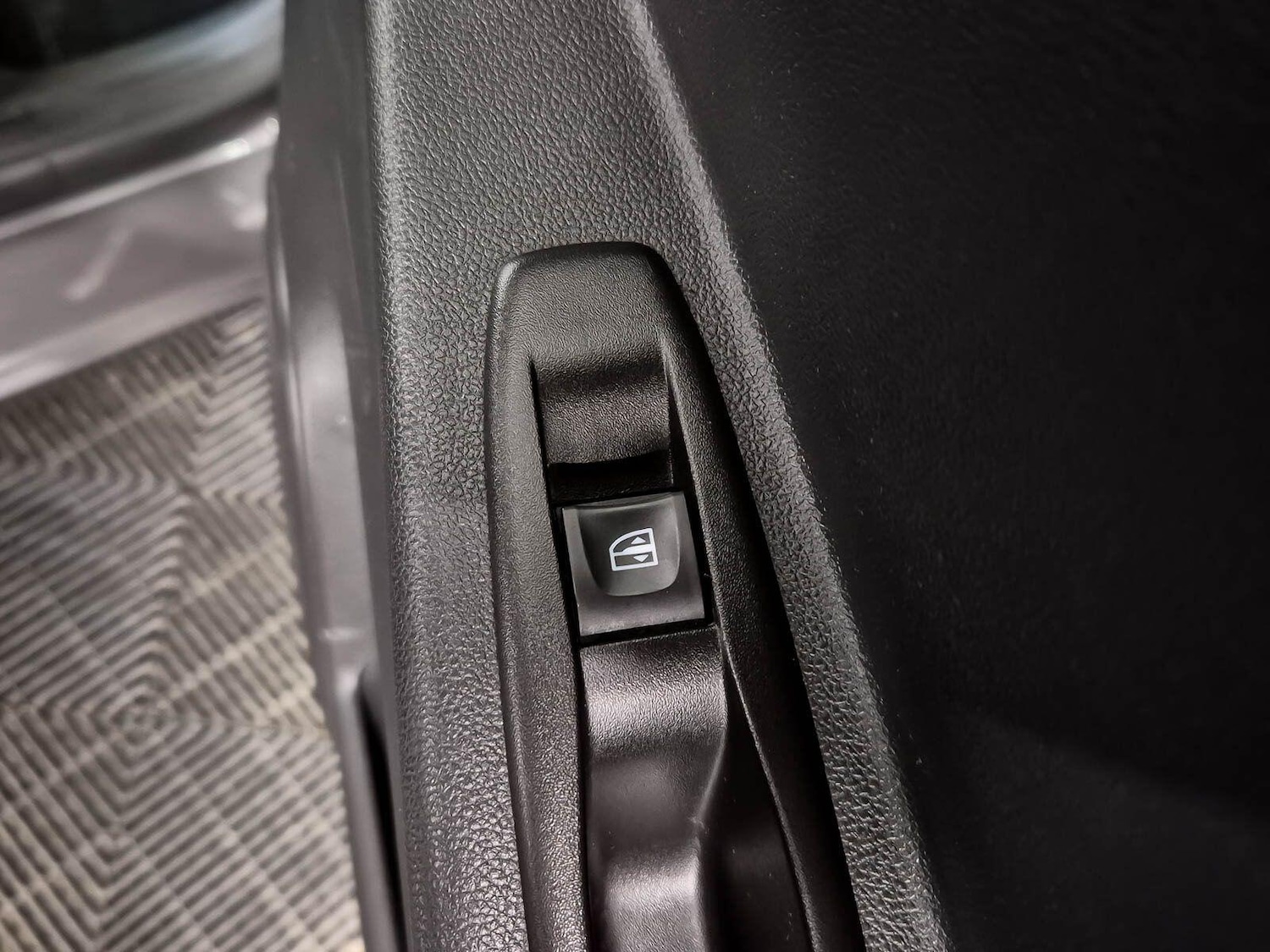 Used Renault Captur 2017 for sale - 77626062: Photo 53