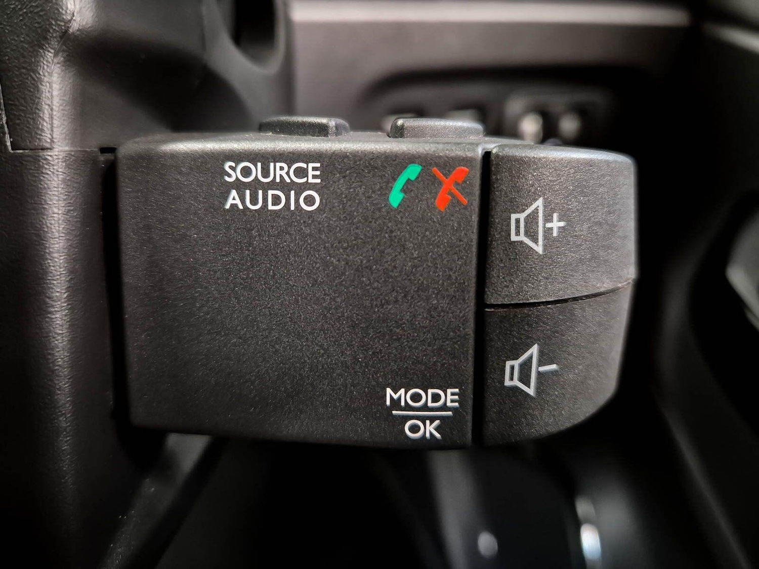 Used Renault Captur 2017 for sale - 77626062: Photo 91