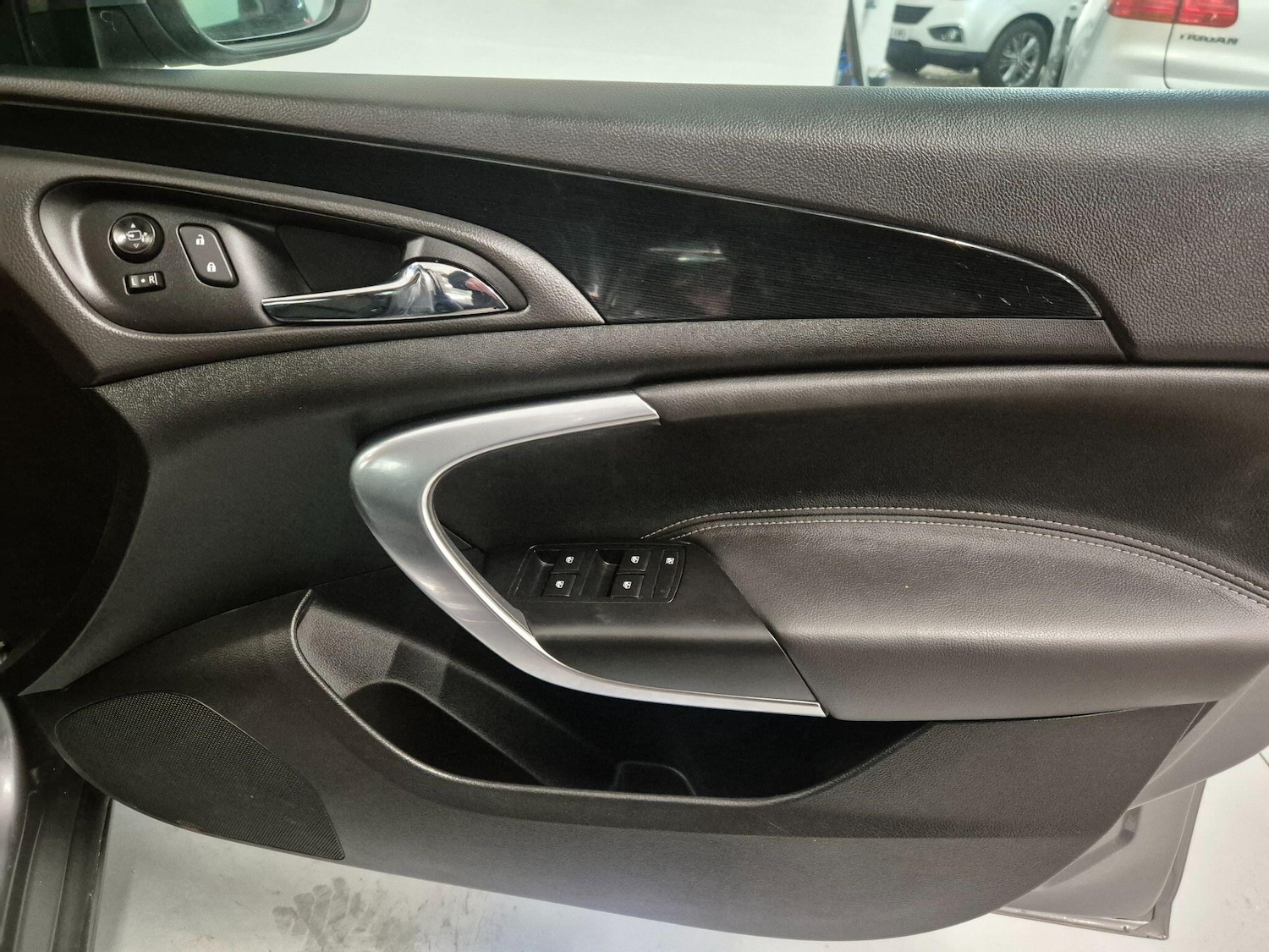 Used Vauxhall Insignia 2016 for sale - 76824775: Photo 32