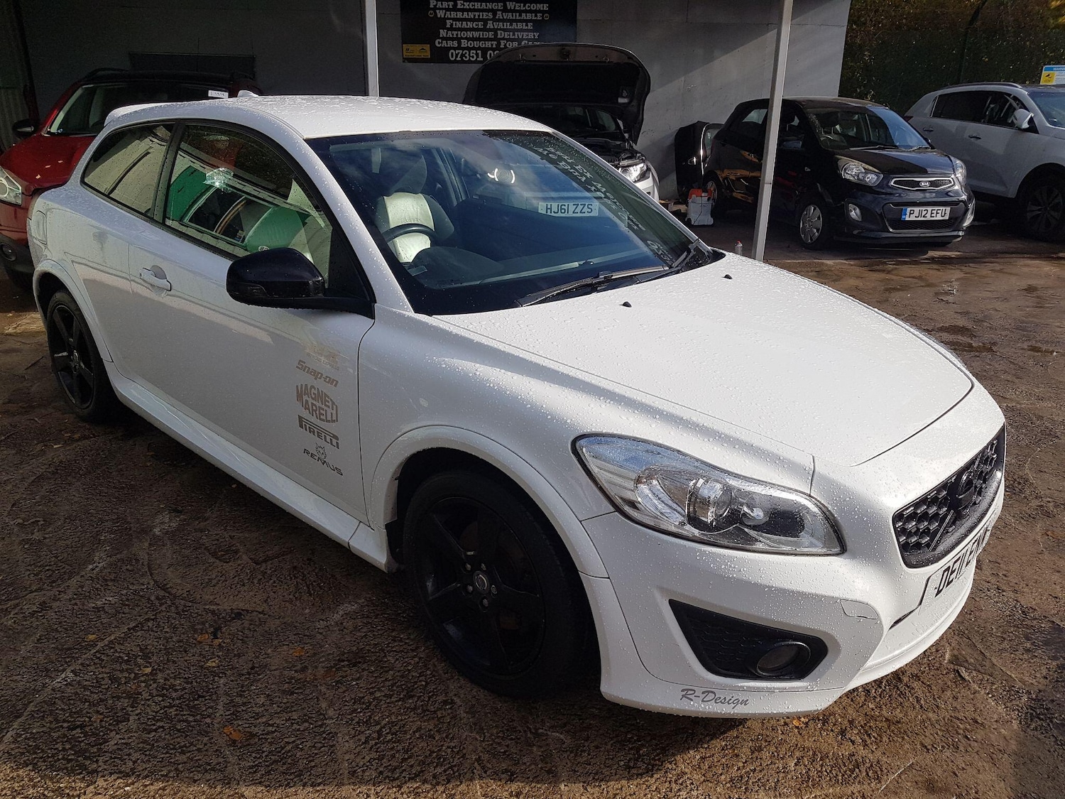 Used Volvo C30 2011 for sale - 76360940: Photo 10