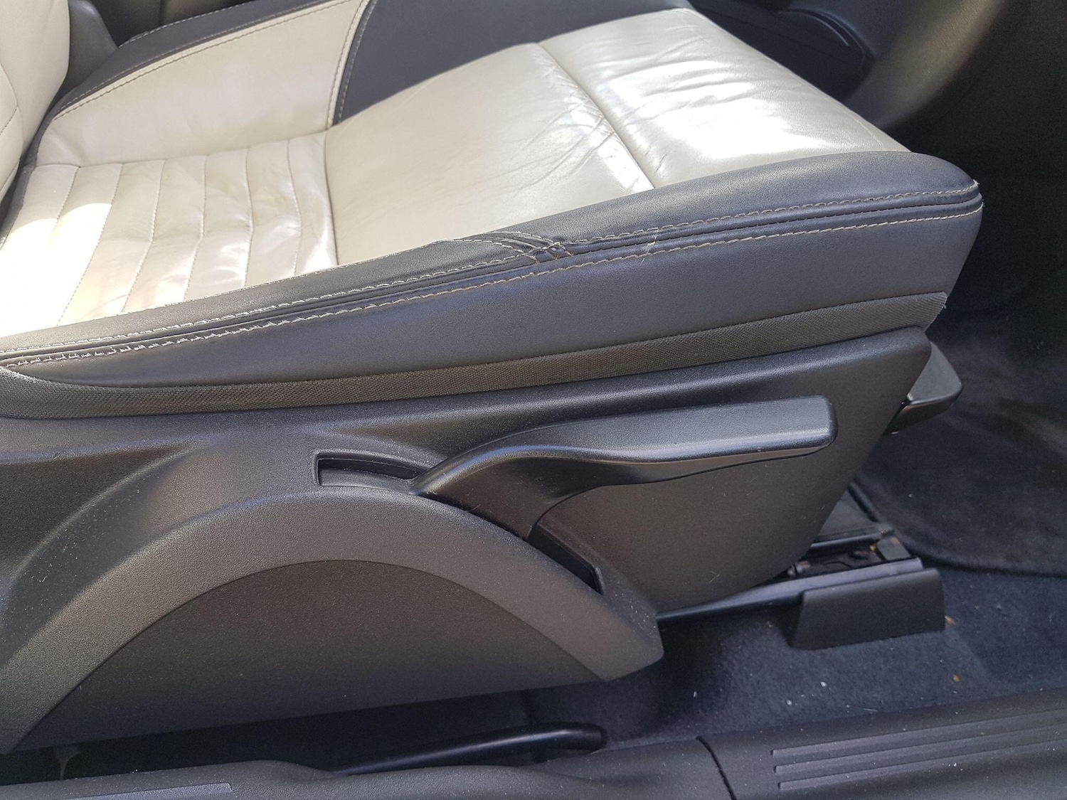 Used Volvo C30 2011 for sale - 76360940: Photo 15