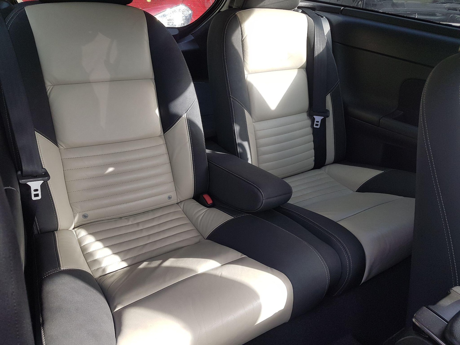 Used Volvo C30 2011 for sale - 76360940: Photo 17