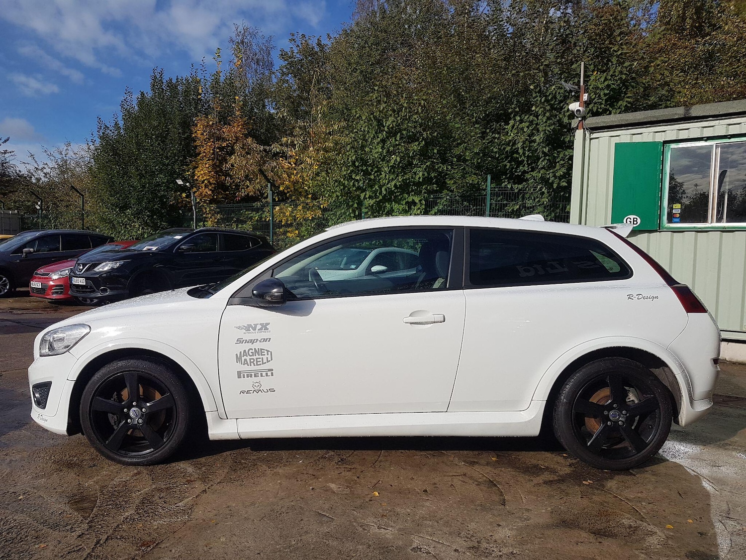 Used Volvo C30 2011 for sale - 76360940: Photo 4