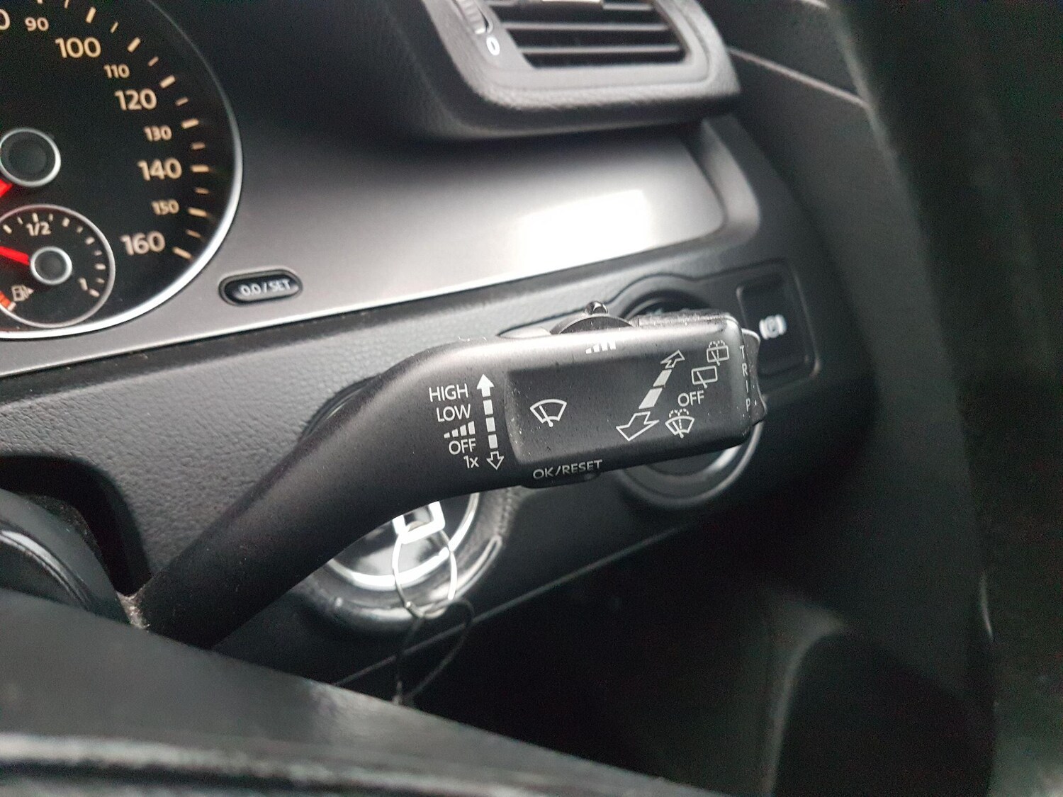 Used Volkswagen Passat for sale - 77440407: Photo 19