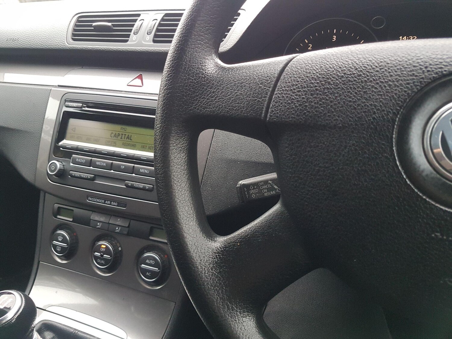 Used Volkswagen Passat for sale - 77440407: Photo 21