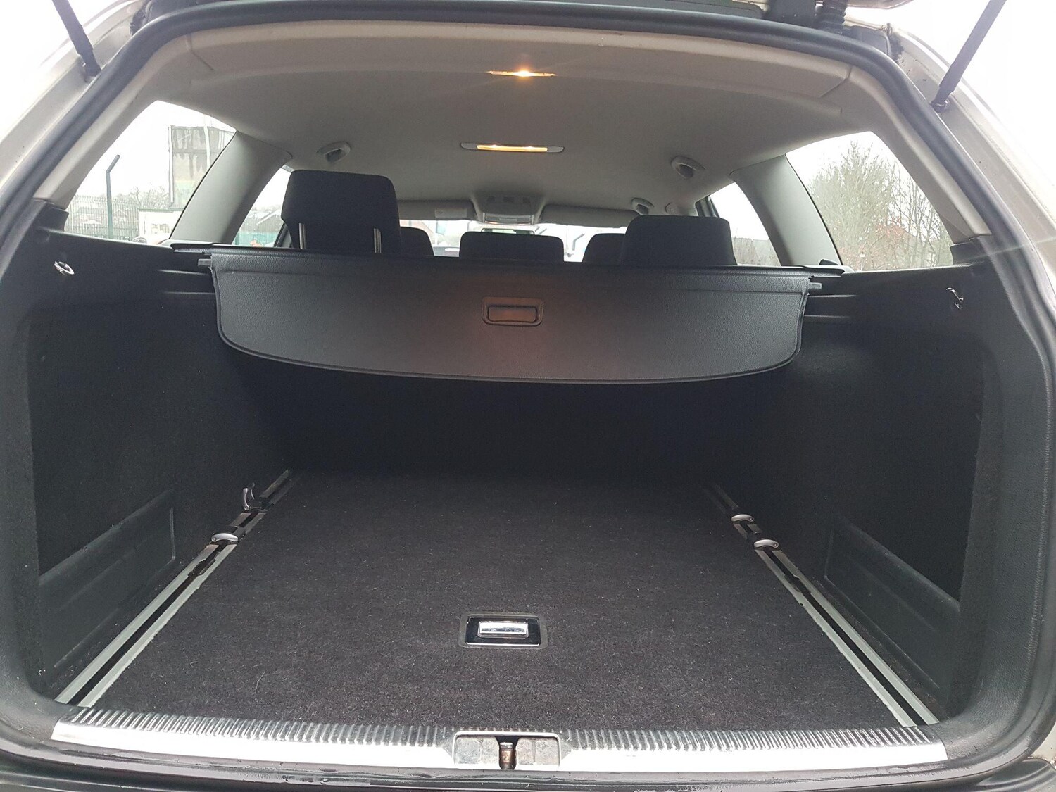 Used Volkswagen Passat for sale - 77440407: Photo 27