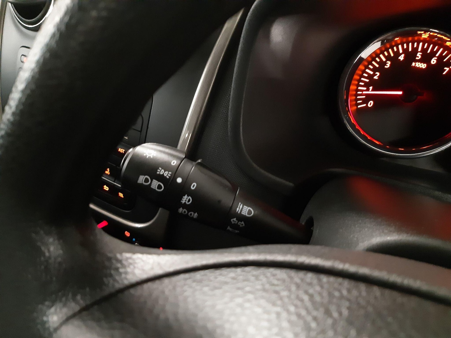 Used Dacia Sandero Stepway 2014 for sale - 76667403: Photo 18