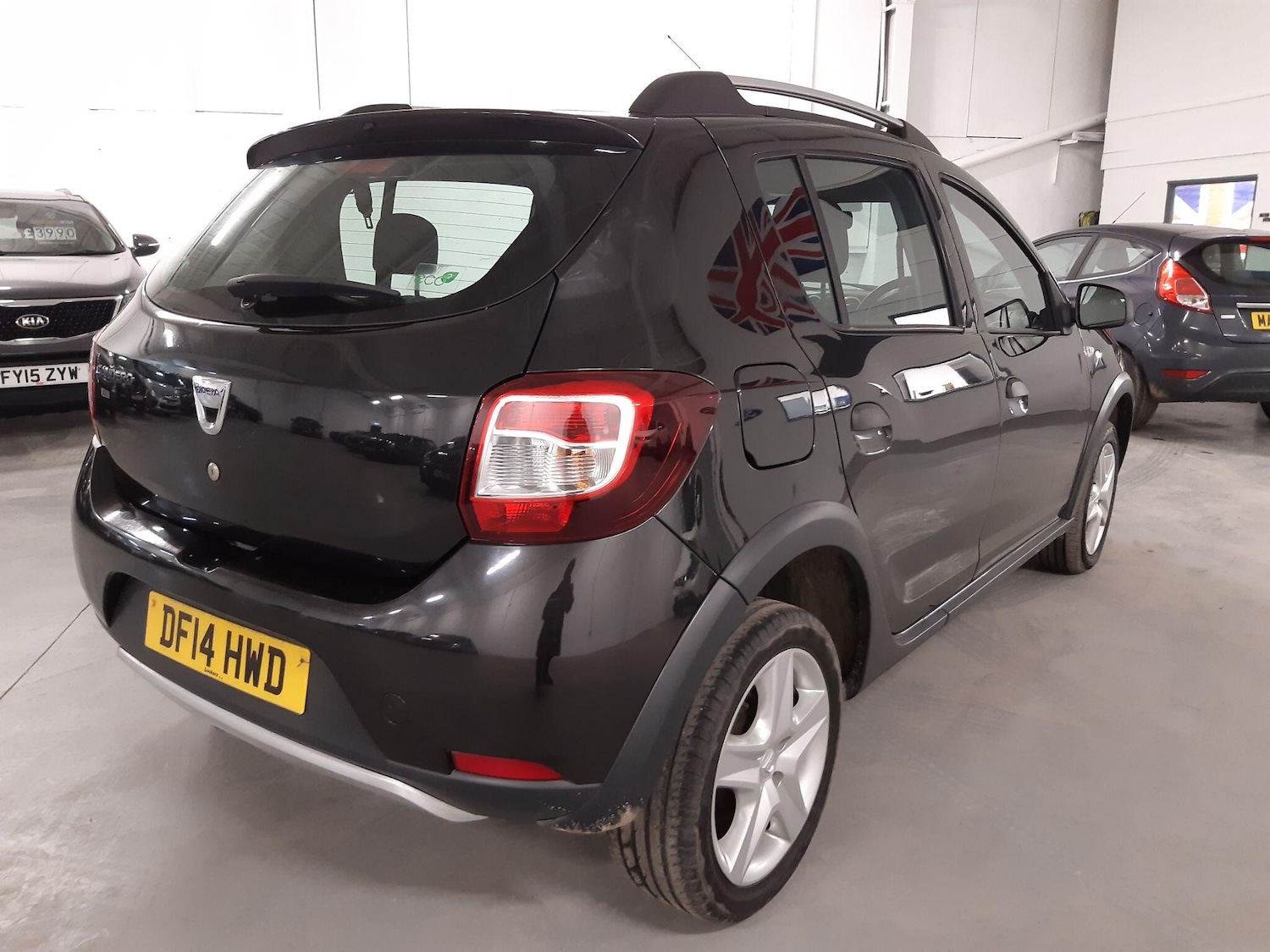 Used Dacia Sandero Stepway 2014 for sale - 76667403: Photo 9