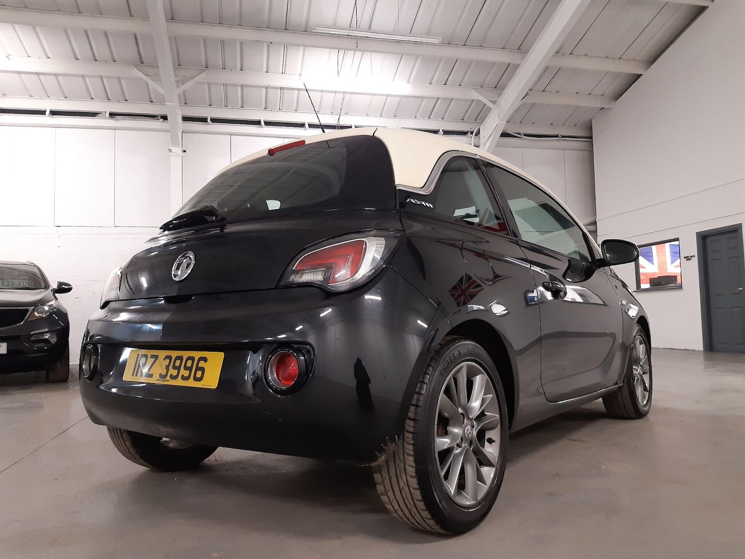 Used Vauxhall ADAM 2014 for sale - 76714983: Photo 11