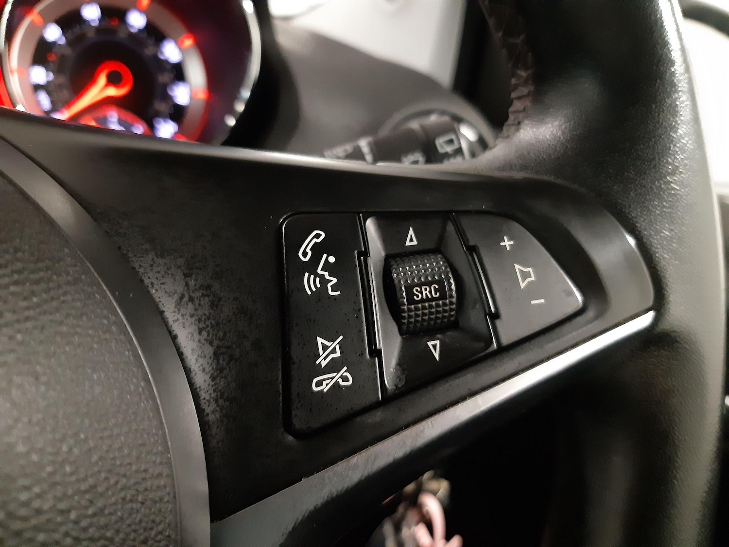 Used Vauxhall ADAM 2014 for sale - 76714983: Photo 14