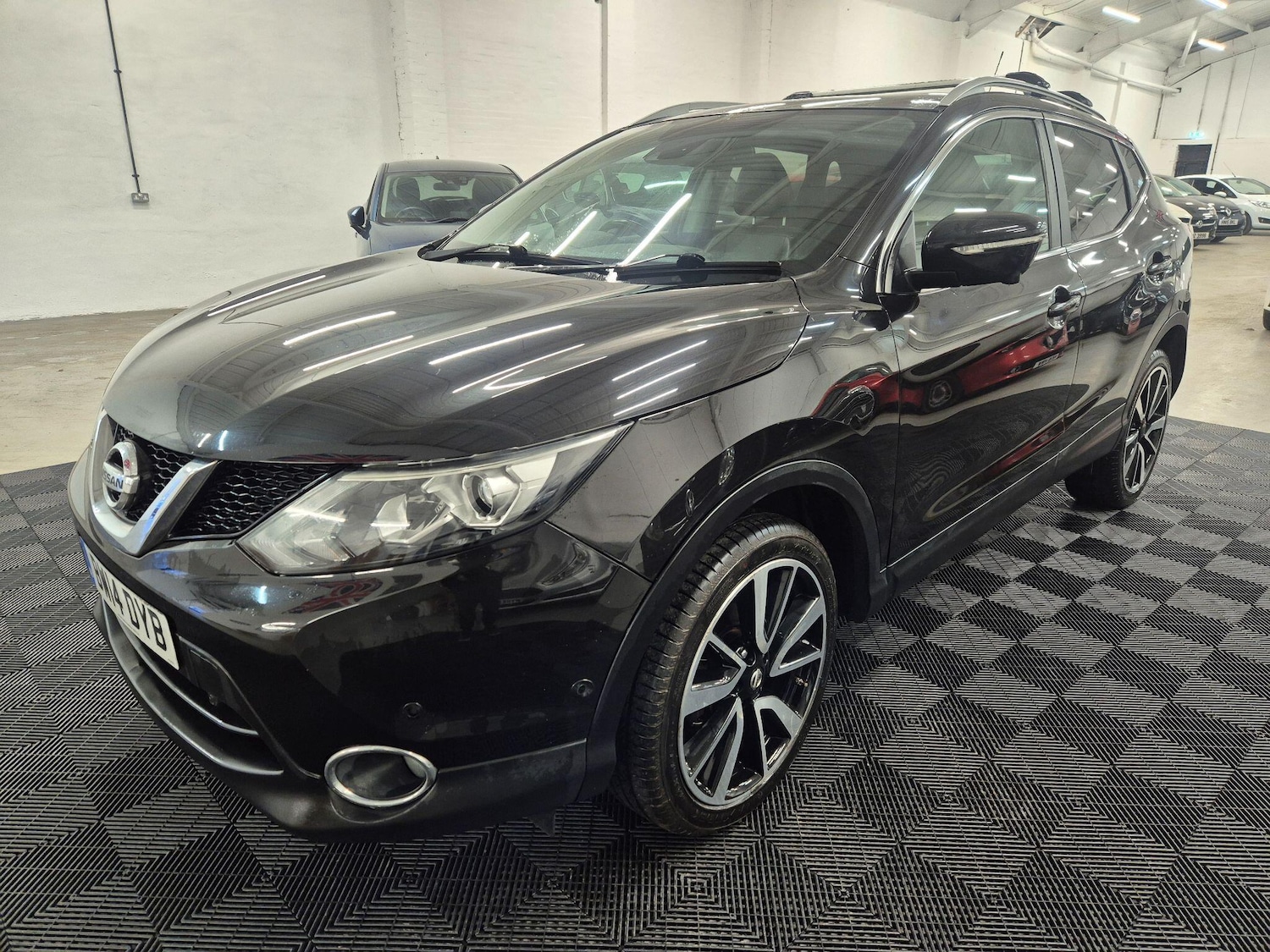 Used Nissan Qashqai 2014 for sale - 77238167: Photo 3