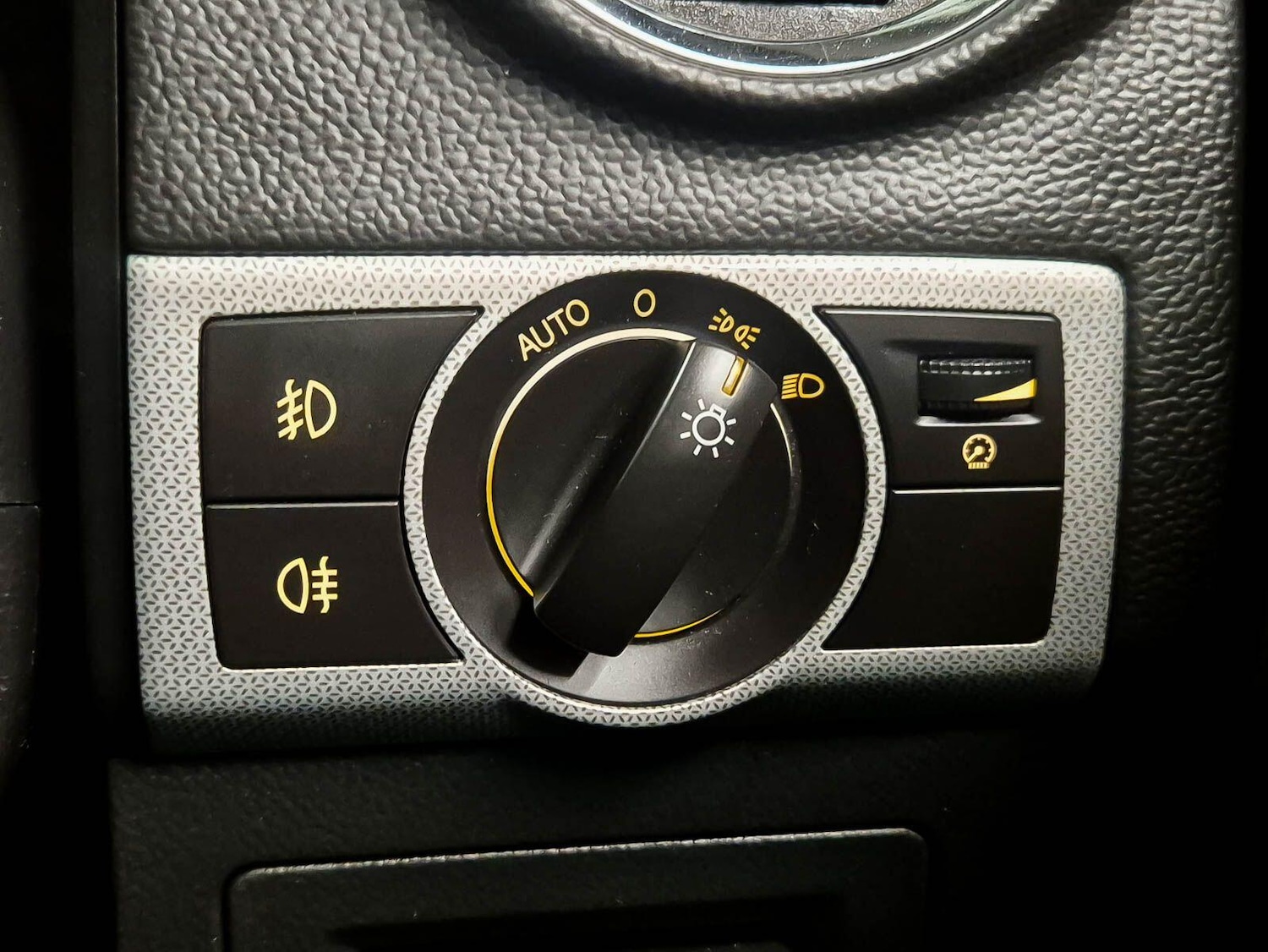 Used Vauxhall Antara 2013 for sale - 77016290: Photo 75