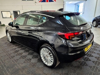 Used Vauxhall Astra 2017 for sale - 78689472: Photo