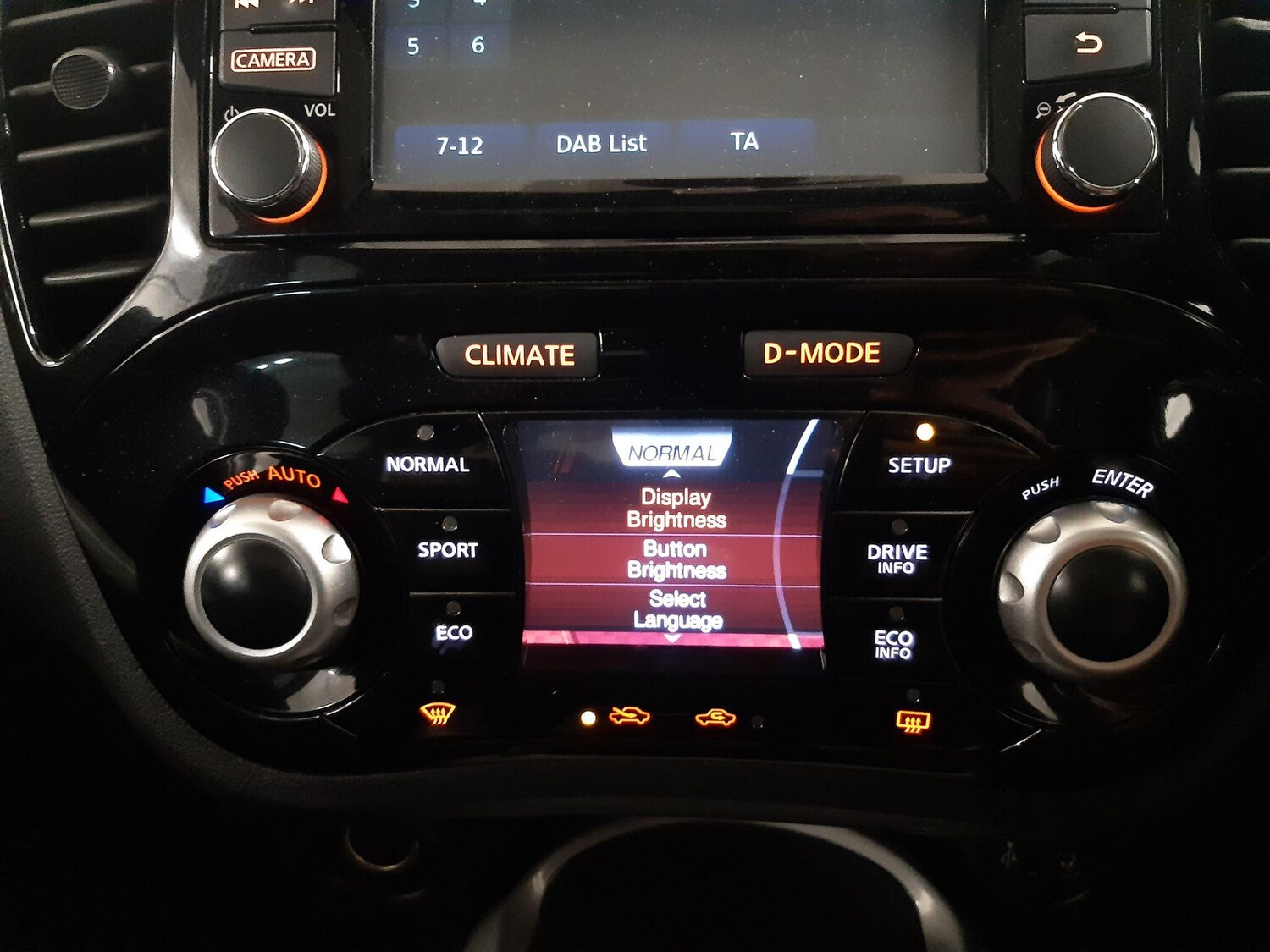 Used Nissan Juke 2015 for sale - 76537774: Photo 30