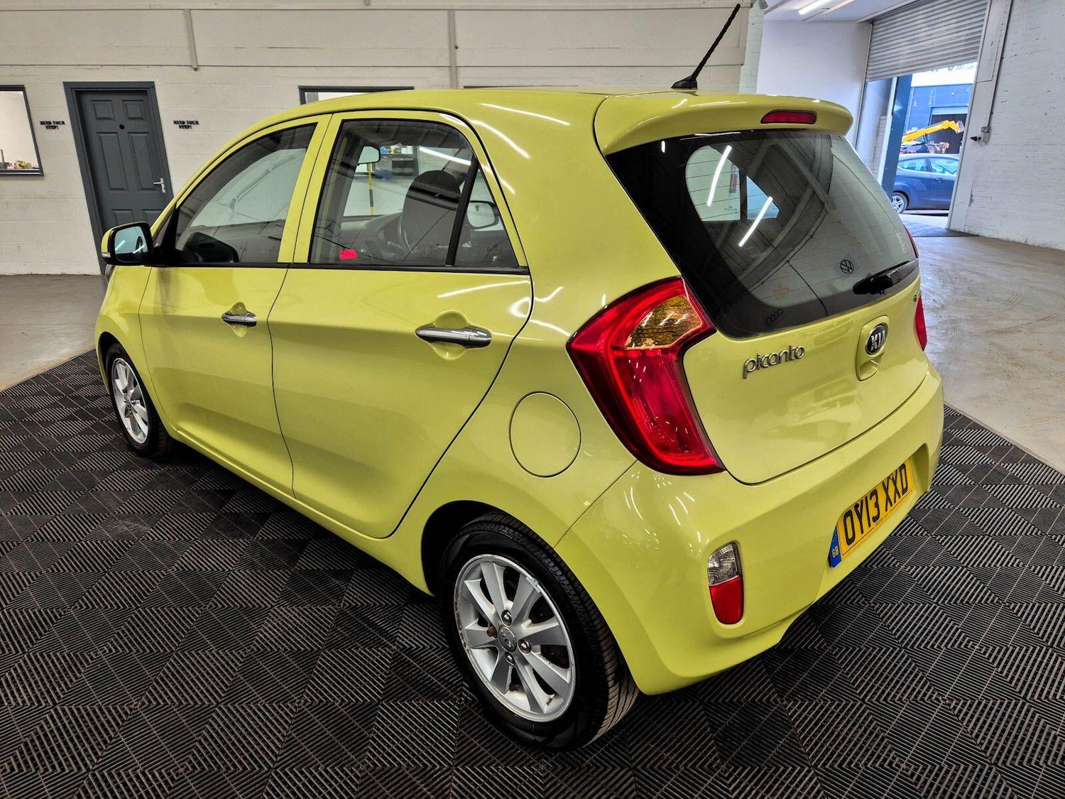 Used Kia Picanto 2013 for sale - 78128021: Photo 5