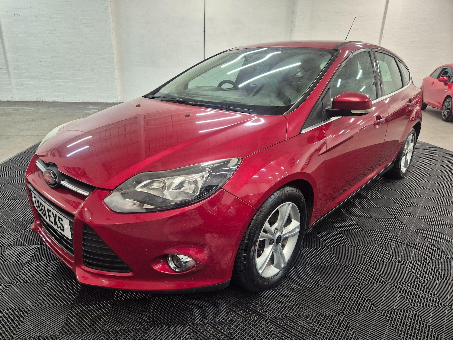 Used Ford Focus 2011 for sale - 77253946: Photo 3