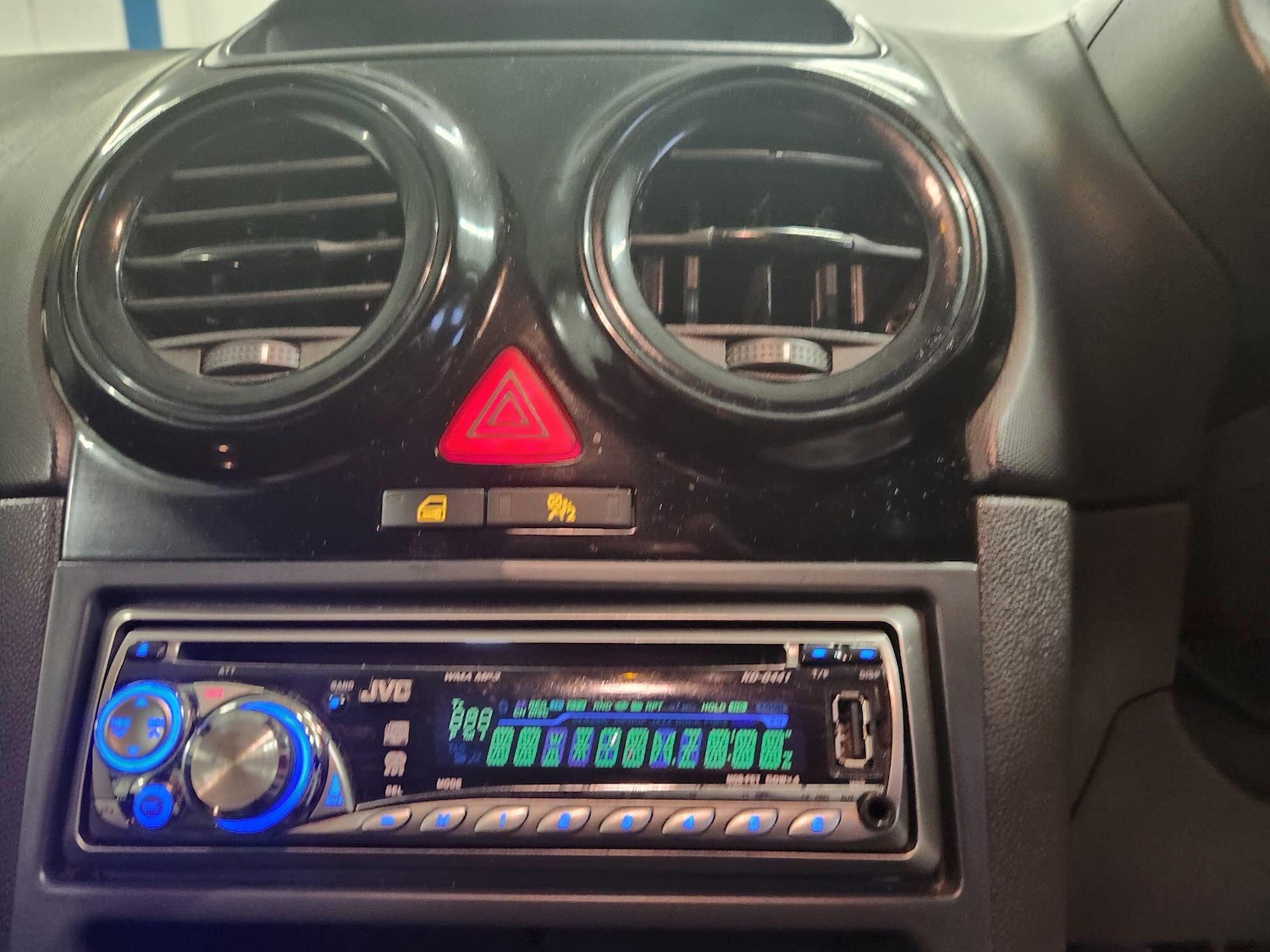 Used Vauxhall Corsa 2008 for sale - 77425779: Photo 22