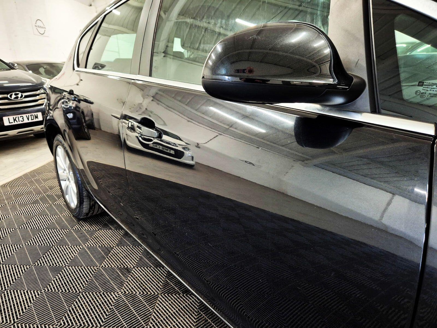 Used Vauxhall Astra 2012 for sale - 78170176: Photo 12